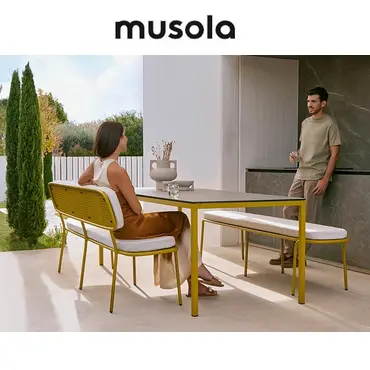 Banco jardín Abril de Musola