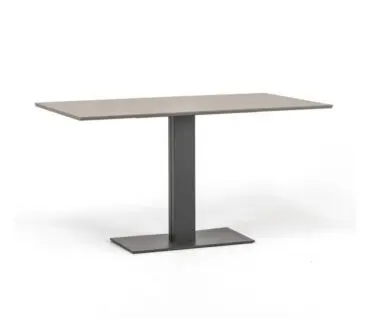Mesa Elvis Cattelan