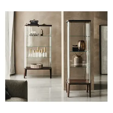 Vitrina Chantal Cattelan