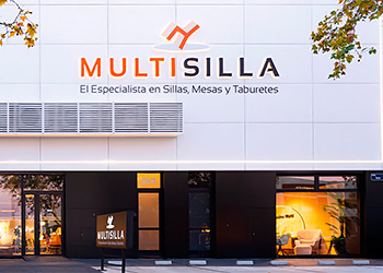 nueva fachada tienda sillas mesas taburetes multisilla